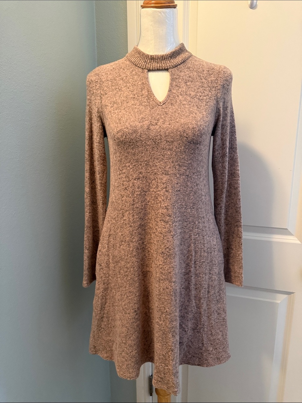 A. Byer Dusty Mauve Long Sleeve Keyhole Sweater Dress